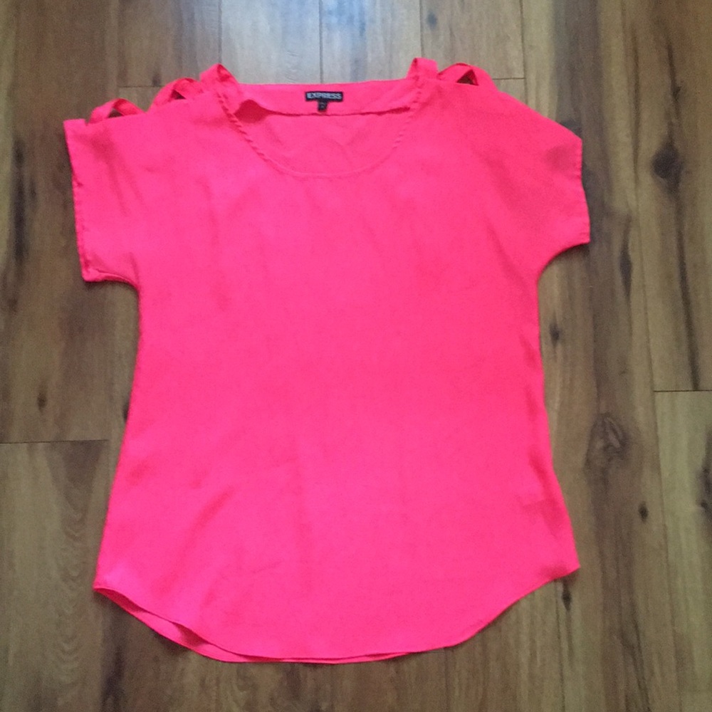 Ready for summer hot pink blouse ☀️